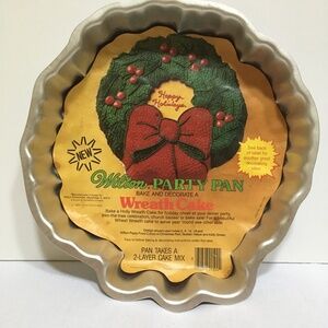 WILTON Wreath Cake Aluminum Party Pan #502-1484 12"x13" with Original Label VGC
